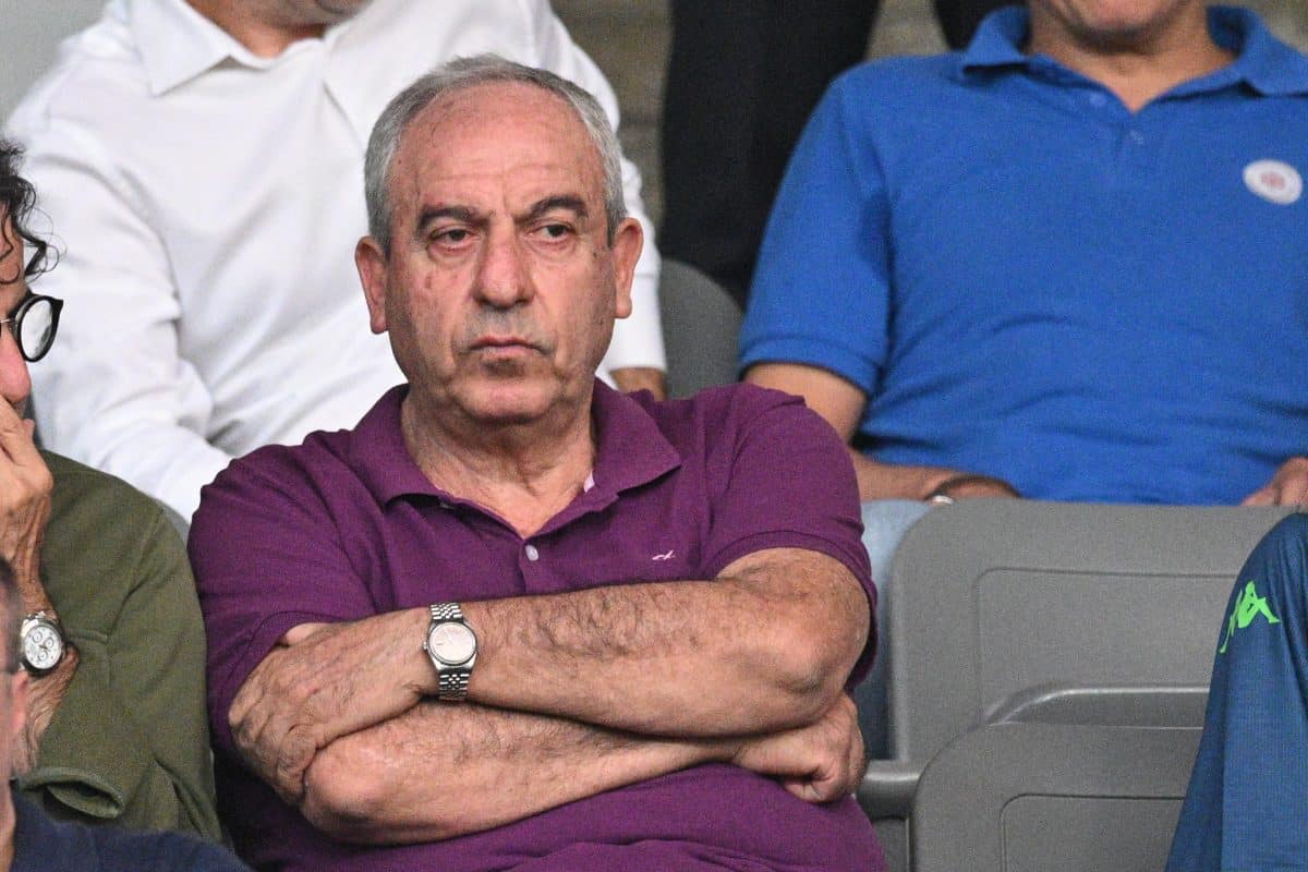Βαρούχας: «Να μην ξανασφυρίξει και να πάει φυλάκη!»