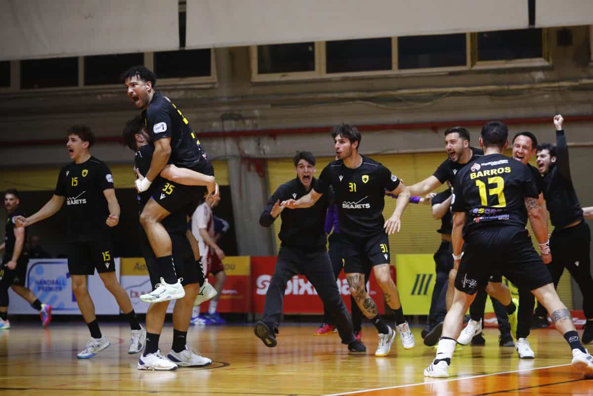 Ψυχάρες! Τεράστια ΑΕΚ νίκησε με 32-33 τον Ολυμπιακό μέσα στην Ηλιούπολη!