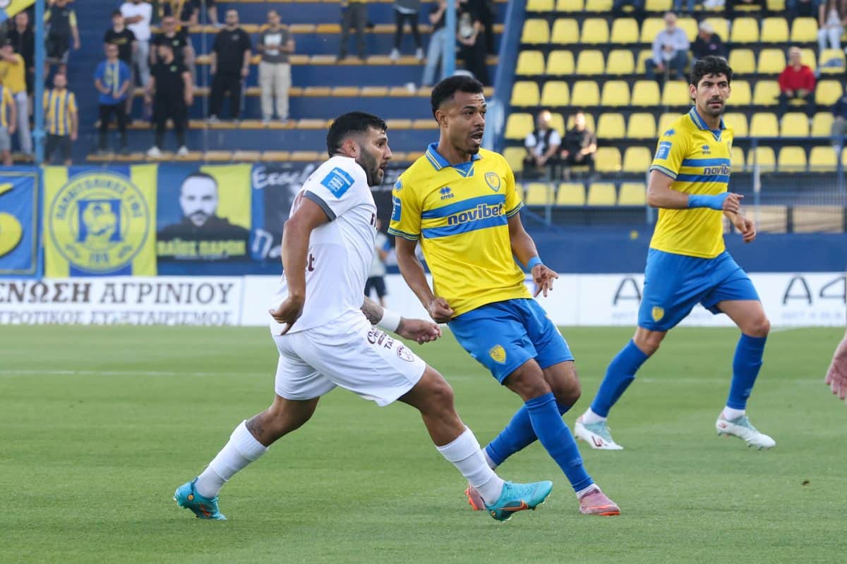 Super League: «Εμφραγμα» για την ΑΕΛ, ισοπαλία στο 90+4′ με τον Παναιτωλικό!