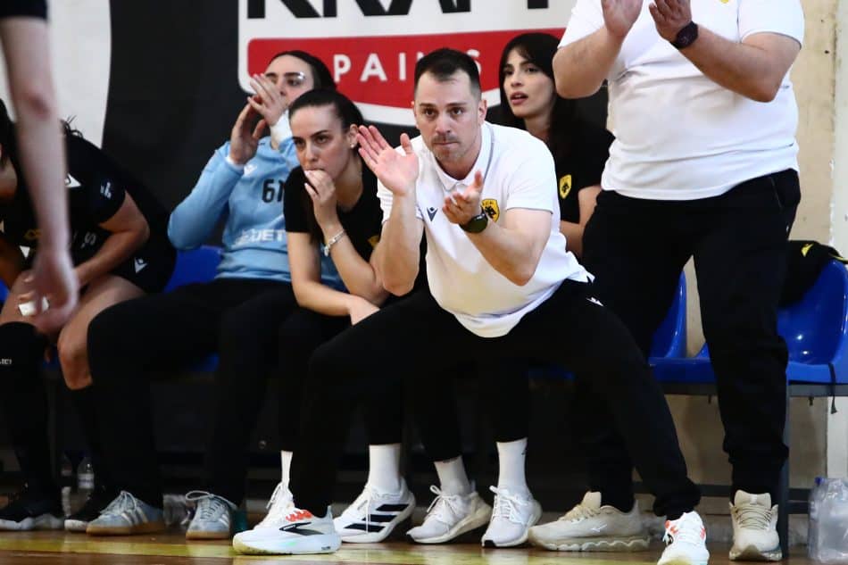 Παπαδόπουλος: «Θέλαμε το 1-0 γιατί κοπιάσαμε πολύ μέσα στη σεζόν» (VIDEO)
