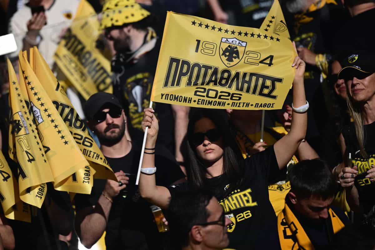 Γέμισε σημαιάκια με το μότο «Υπομονή – Επιμονή – Πίστη – Πάθος» η Allwyn Arena! (ΦΩΤΟ)