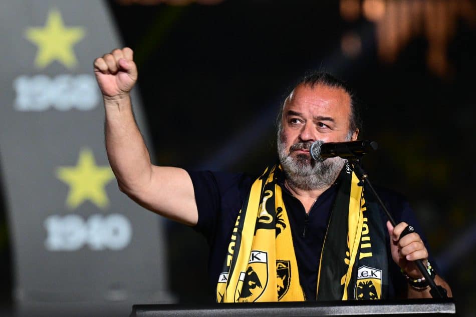 Στο Μαξίμου ο Μάριος Ηλιόπουλος – Ο λόγος της επίσκεψης και το «Μόνο ΑΕΚ»