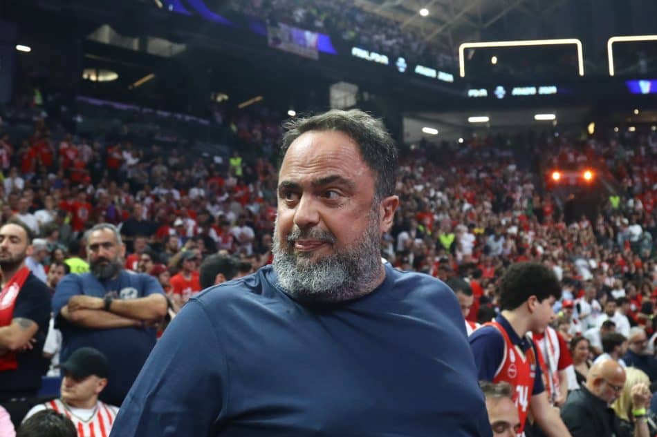 Μαρινάκης και Γρηγόρης Δημητριάδης πιάστηκαν στα χέρια στα επίσημα του Τ-Center! (VIDEO)