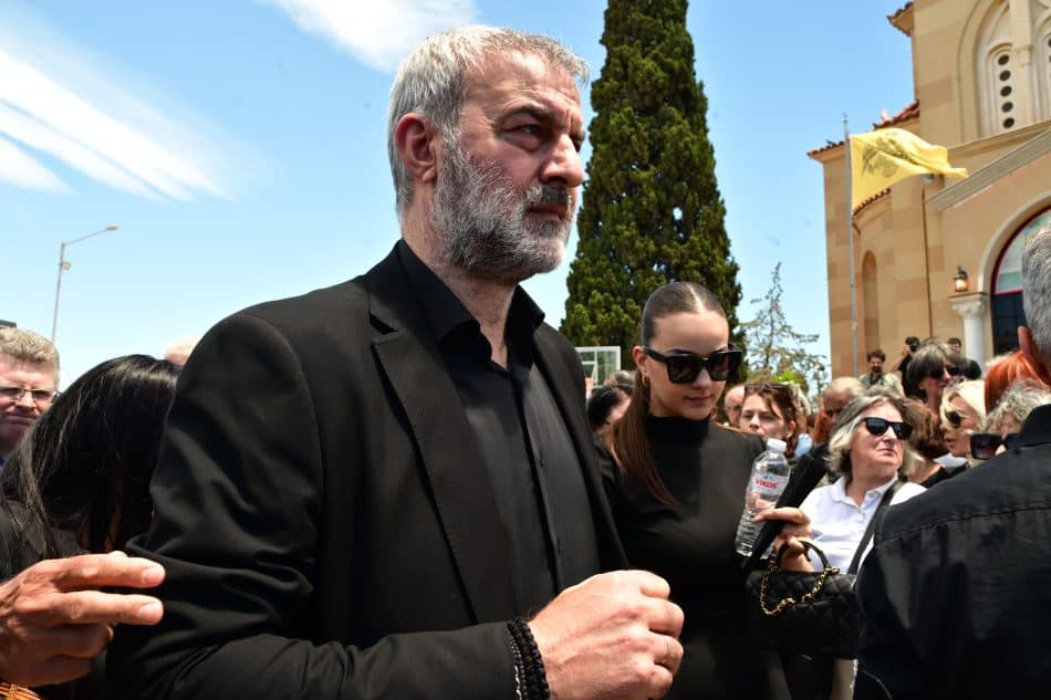 Η συγκινητική ανάρτηση του Δέλλα για την επέτειο γάμου του με την Μαστροκώστα: «Θα σε θρηνώ πάντα και θα μας γιορτάζω κάθε τέτοια ημέρα»