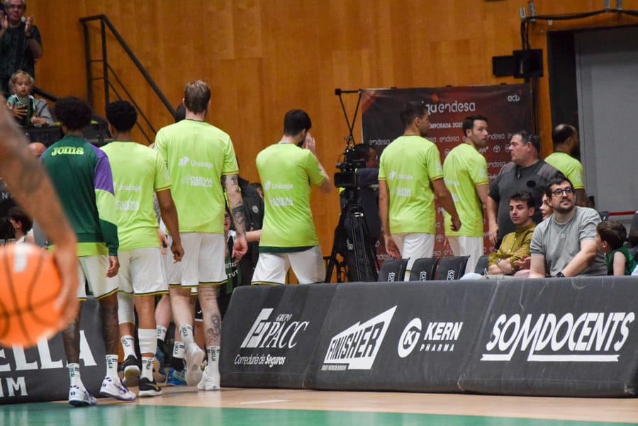 Διακόπηκε και δεν ολοκληρώθηκε το Μπανταλόνα–Μάλαγα λόγω βλάβης στο γήπεδο του Final-4 του BCL! (ΦΩΤΟ)
