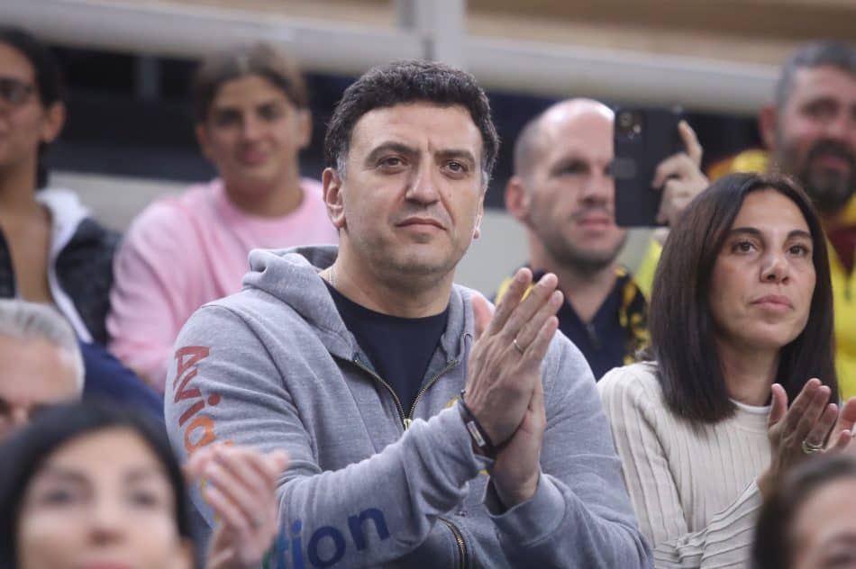 Κικίλιας: «ΑΕΚάρα, τι ψυχή, τι καρδιά, τι κόσμος – Πάμε να το σηκώσουμε» (ΦΩΤΟ)