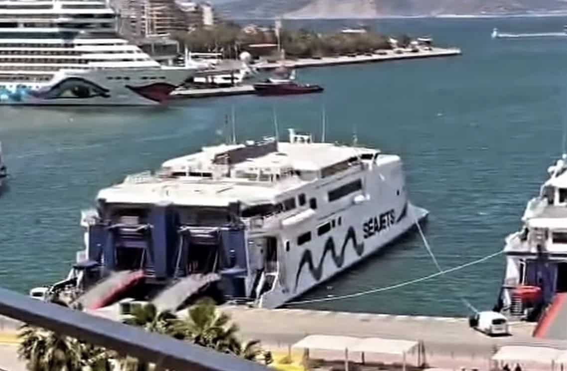 VIDEO έπος: Καράβι της Seajeats «παίζει» τον ύμνο της ΑΕΚ στο λιμάνι του Πειραιά!