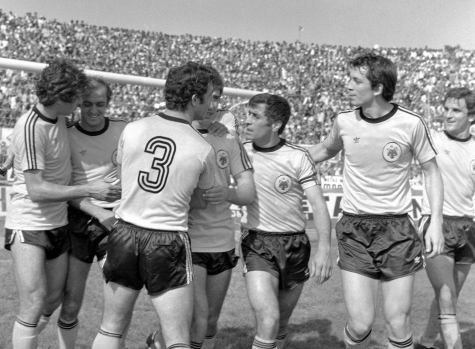 Σαν σήμερα το 1978: Η ΑΕΚάρα διασύρε (6-1) τον Ολυμπιακό!