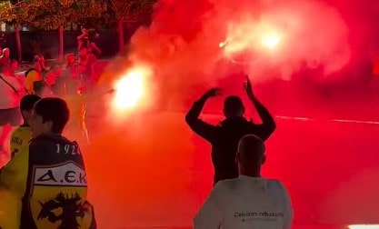Χαμός στη Σύμη για την Πρωταθλήτρια ΑΕΚ (VIDEO)