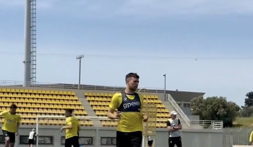 Συνεχίζει η ΑΕΚ την προετοιμασία της στα Σπάτα για το ντέρμπι με τον Παναθηναϊκό (VIDEO)