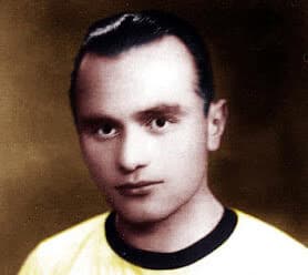 Ιούνη 1944 δολοφόνησαν οι Γερμανοί κατακτητές τον αλησμόνητο ποδοσφαιριστή της Α.Ε.Κ Σπύρο Κοντούλη