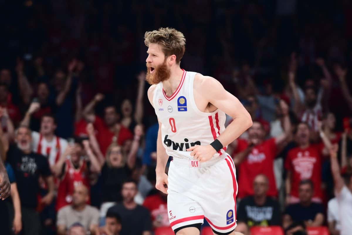 Ολυμπιακός–Παναθηναϊκός 82-76: Οι «ερυθρόλευκοι» πήραν το προβάδισμα