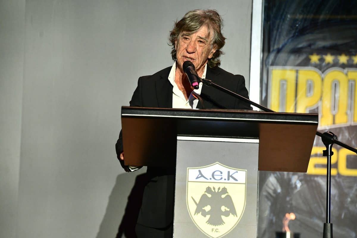 Μαύρος: «Η ΑΕΚ ήταν ανώτερη από όλες τις άλλες ομάδες – Είχαμε πίστη και προσήλωση στις αρχές»