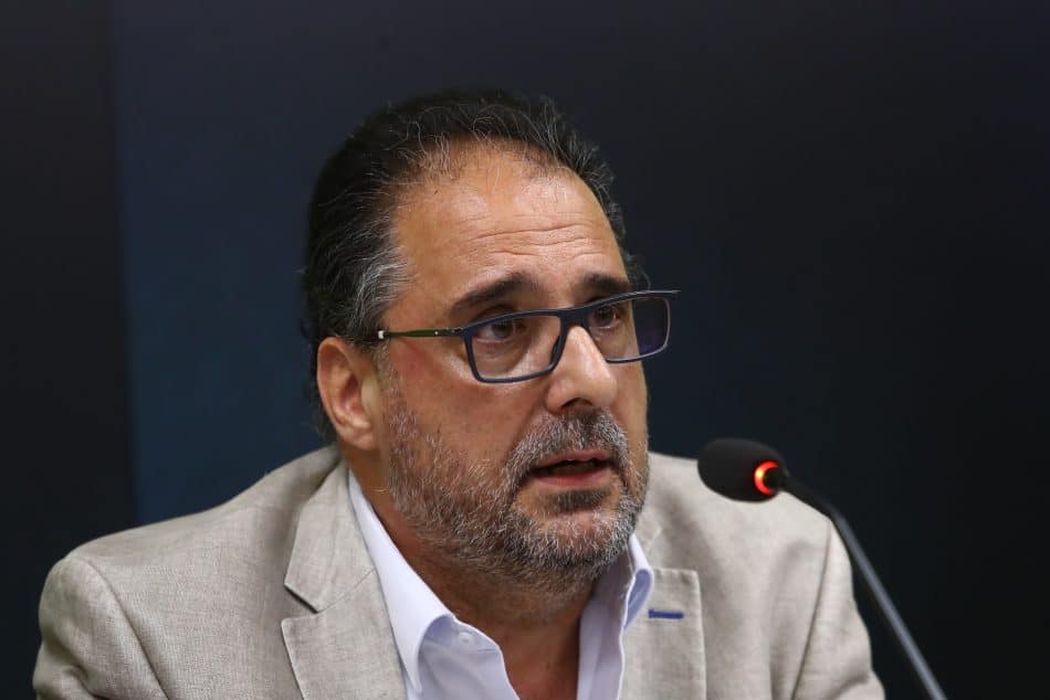 Ολόκληρη η συνέντευξη Τύπου του Αλέξη Αλεξίου στους ρεπόρτερ της Ερασιτεχνικής ΑΕΚ – Ο απολογισμός και όλα τα ζητήματα (VIDEO)