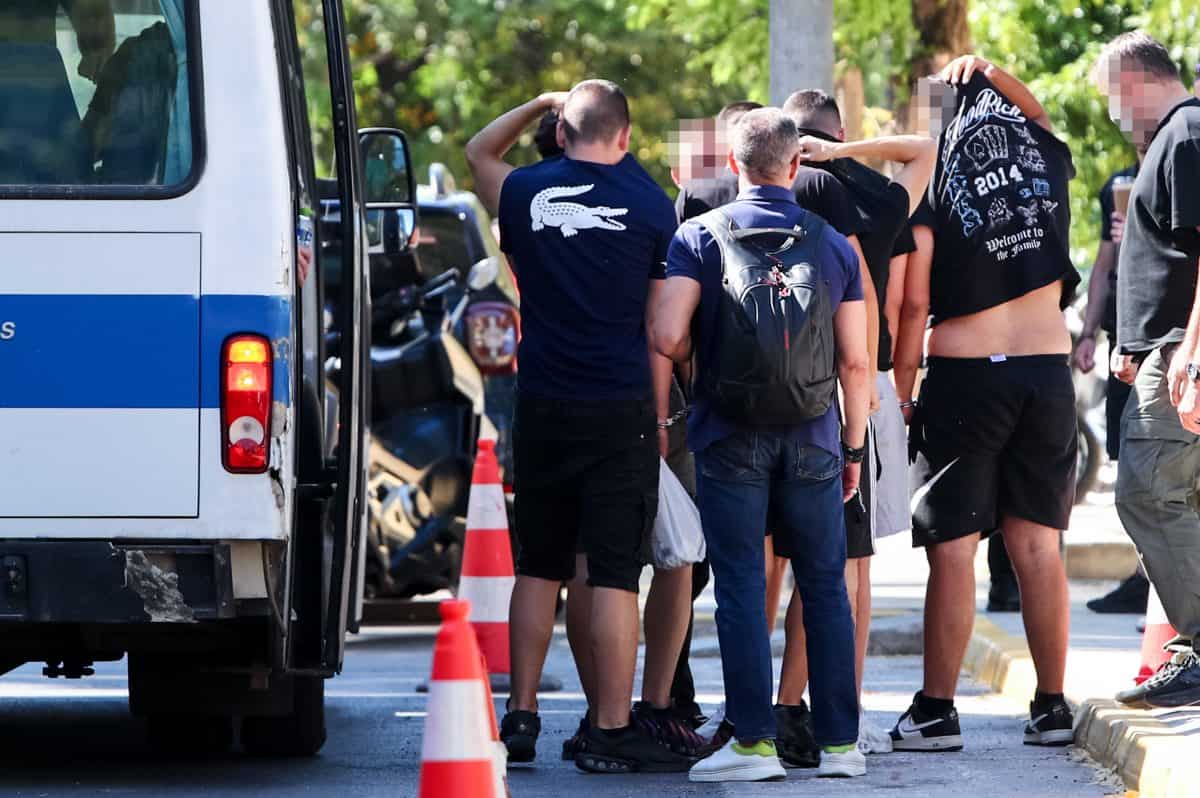Καλλιθέα: Ο 17χρονος πήγε για ύπνο μετά την δολοφονία του 15χρονου – Τι είπε όταν είδε αστυνομικούς σπίτι του