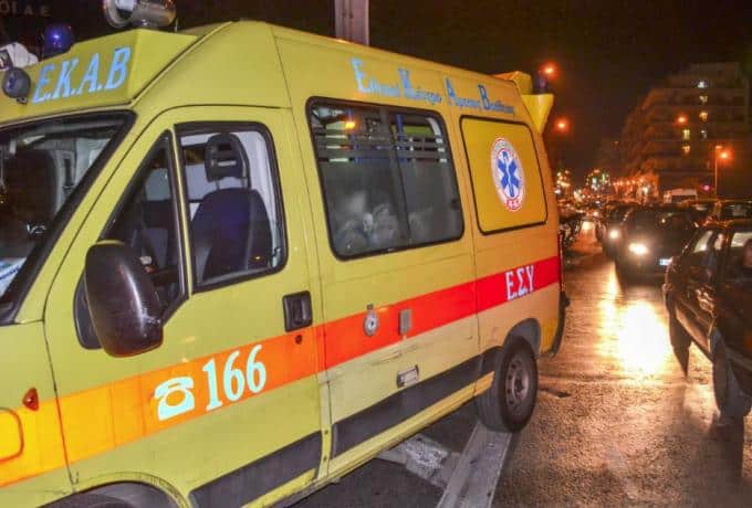 Σοκ στο Μενίδι: Αυτοκίνητο παρέσυρε 3 χρονο αγοράκι