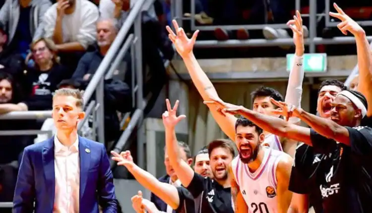 Η Παρί σε επαφές με πρώην προπονητή του ΝΒΑ