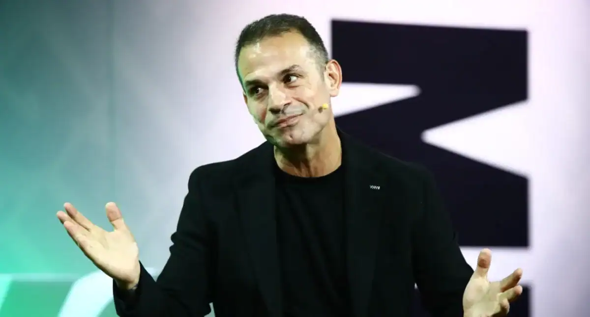 Ντέμης: «Το μόνο που μου έλειψε είναι να παίξω ένα τελευταίο ματς με την ΑΕΚ»