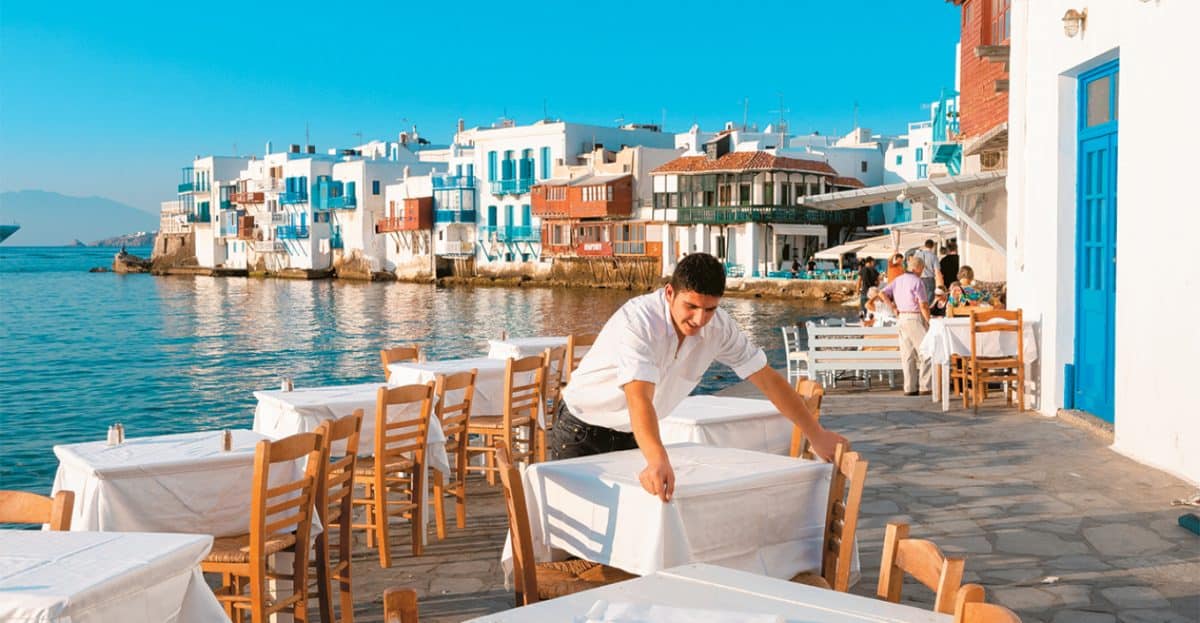 Η μεγαλύτερη δυσκολία της σεζόν δεν είναι οι πελάτες. Είναι οι βάρδιες.