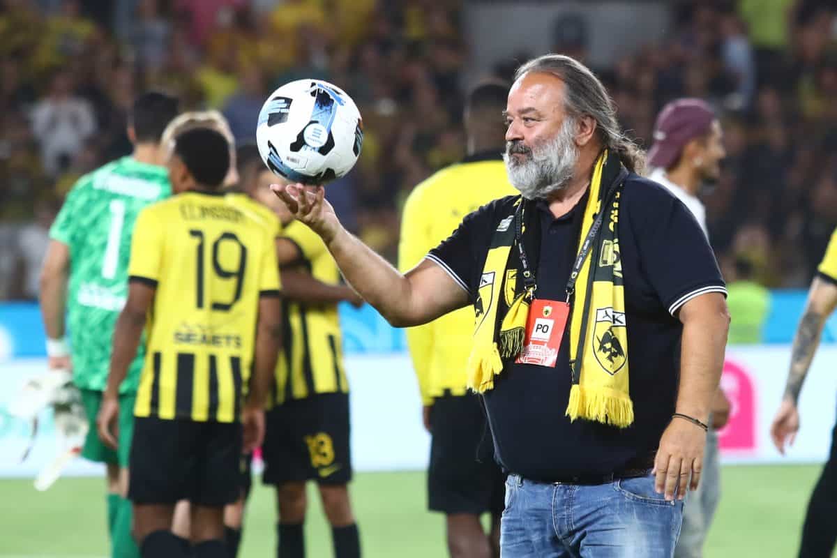 Τα «τρέχει» όλα, σε όλα τα μέτωπα!