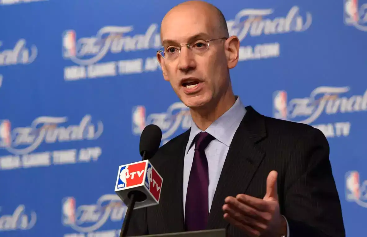 Σίλβερ για NBA Europe:«Υπάρχει ενδιαφέρον από πόλεις, αλλά δεν έχουμε δεσμευτικές συμφωνίες»