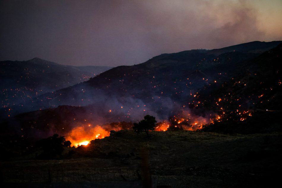 Συλλυπητήρια Μητσοτάκη για τον θάνατο των τριών πυροσβεστών
