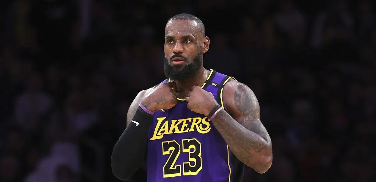Πόσα χρήματα έχει βγάλει από το NBA ο ΛεΜπρόν Τζέιμς