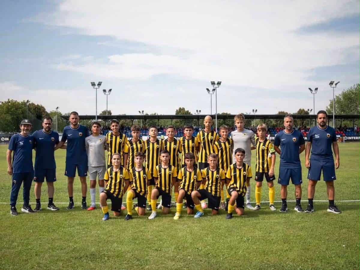 AEK K13: Σημαντικές εμπειρίες στη Σερβία με μεγάλα παιχνίδια – 2η θέση στο Τουρνουά Nika Cup!