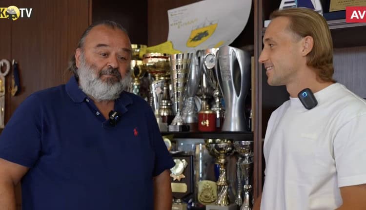 Ο Ηλιόπουλος καλωσόρισε τον Μάγερ στην ΑΕΚ: «Εχεις να δώσεις πολλά στην ομάδα» (VIDEO)