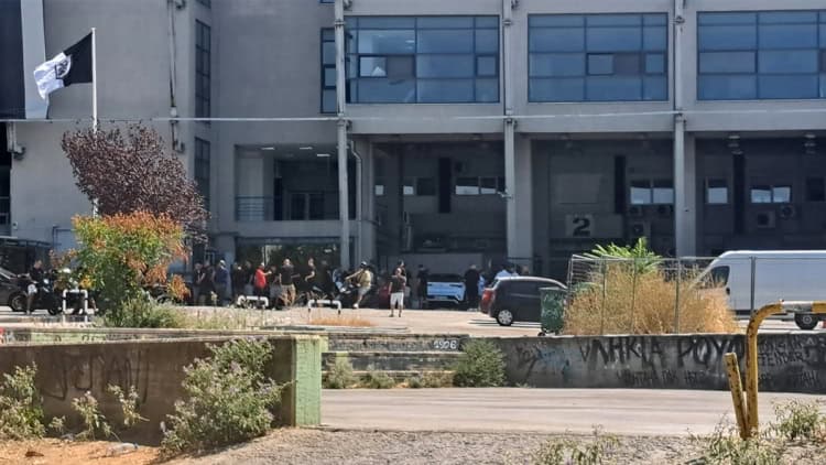 «Κατάληψη» στην Τούμπα από τους οπαδούς του ΠΑΟΚ!