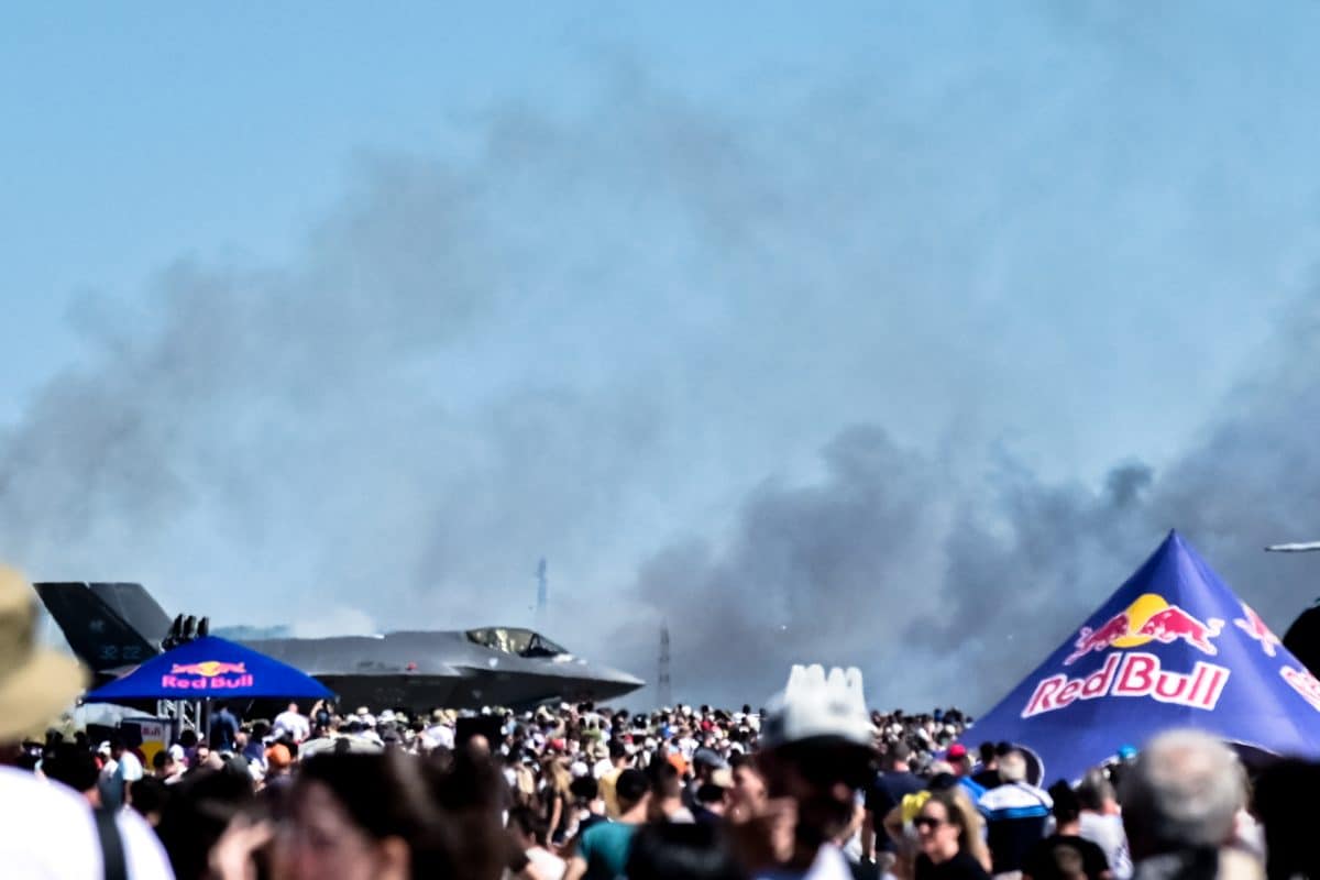 Athens Flying Week: Συνετρίβη Phantom κατά τη διάρκεια επίδειξης στην Τανάγρα