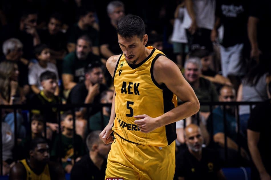 Που θα δείτε τον αγώνα της ΑΕΚ με τον Ολυμπιακό για το Super Cup