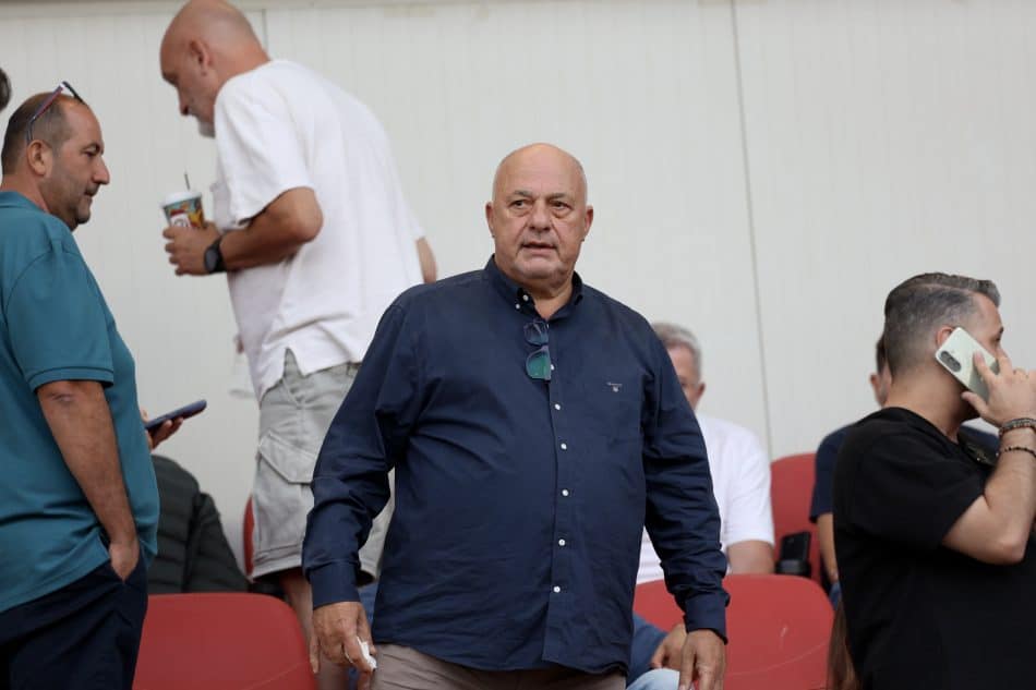 Μπέος: «Παραποιήθηκαν τα λόγια μου, ο Νίκολιτς μου είπε πως δεν είδε τη φάση!»