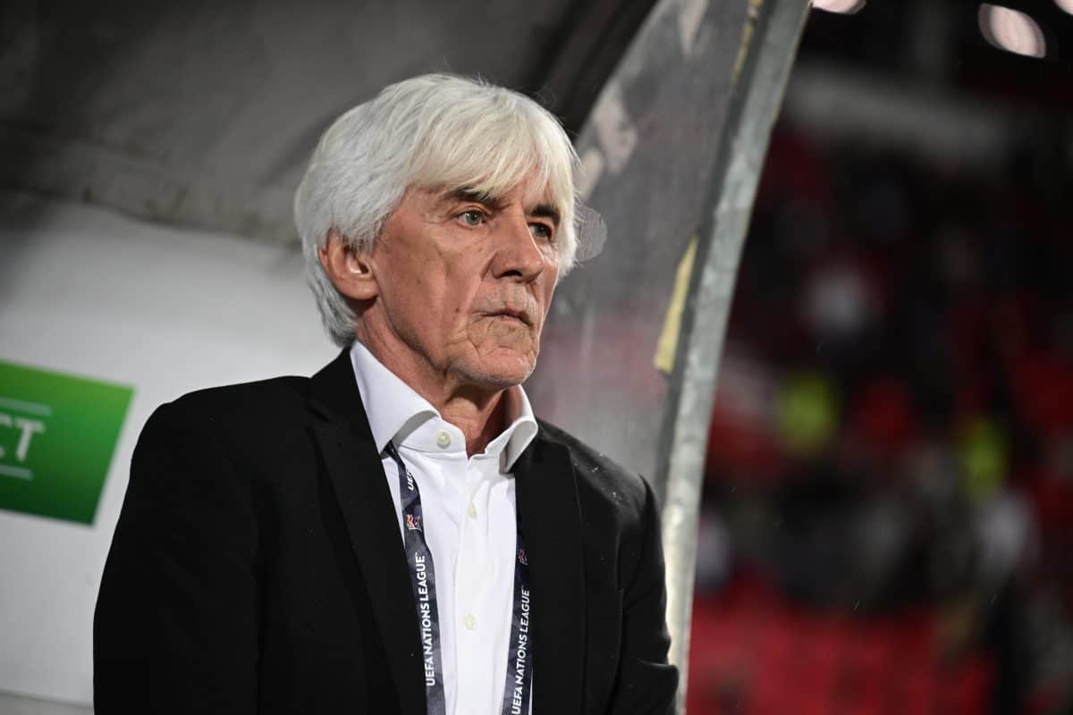 Η απάντηση του Γιοβάνοβιτς σε ερώτηση Σέρβου δημοσιογράφου: «Φυσικά και τραγούδησα τον ύμνο»
