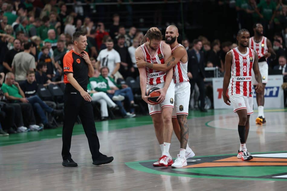 Αιχμηρό σχόλιο στην Τουρκία για Ολυμπιακό και «τη σχέση του με τους διαιτητές»!