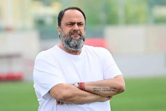 Στο Ρέντη ο Βαγγέλης Μαρινάκης – Παρουσιάζει τον νέο προπονητή του Ολυμπιακού
