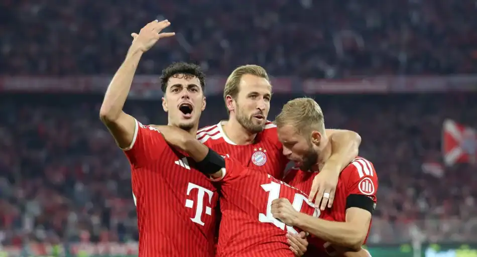 Champions League: Τεσσάρες για Γιουνάιτεντ και Μπάγερν, εντυπωσιακή η «πρωτάρα» Κόμο