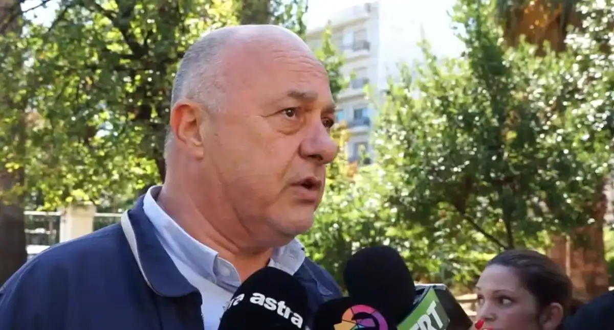 Γνώστης ξένων γλωσσών ο Μπέος: «Κάποιος στα σέρβικα είπε στον Γιόβιτς “πέσε θα πάρεις πέναλτι”» (VIDEO)