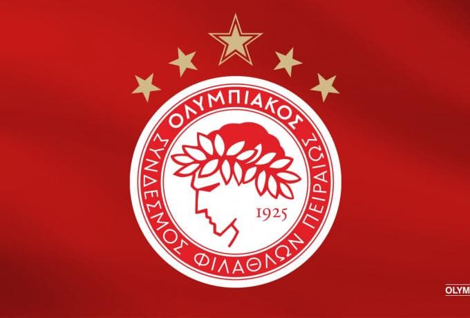 «Εμφύλιος» στον Ολυμπιακό: «Αν κάποιος φίλαθλος έχει φτάσει σε επίπεδα απογοήτευσης που δεν αντέχει, να γυρίσει το διαρκείας του!»