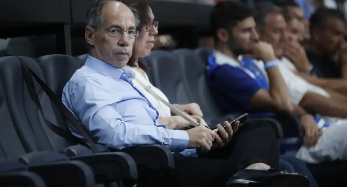 Μαυρωτάς: «Κανένας δεν είναι ανώτερος από το ελληνικό μπάσκετ»