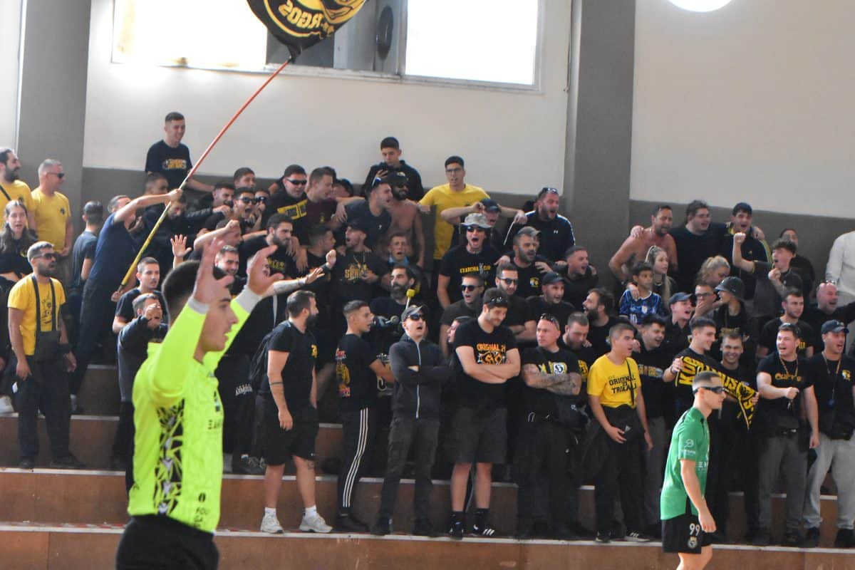 Ο κόσμος της ΑΕΚ μετέτρεψε σε Νέα Φιλαδέλφεια τη Νέα Κίο (ΦΩΤΟ)