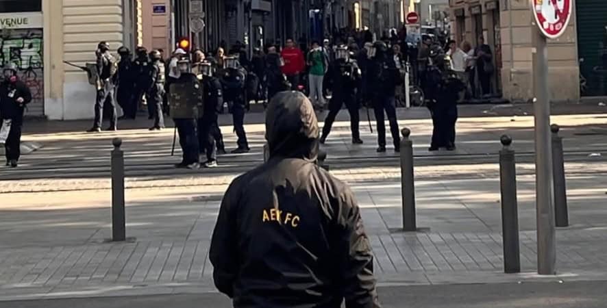 ΑΕΚ (και) στις διαδηλώσεις για την ακρίβεια στη Μασσαλία! (ΦΩΤΟ)