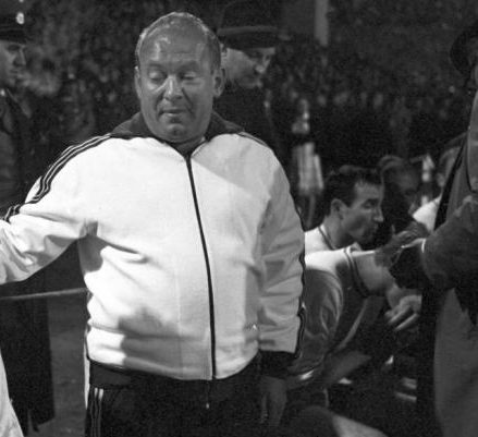 Σαν σήμερα το 1977: Ο Ζλάτκο Τσαϊκόφσκι ανέλαβε την ΑΕΚ και στο τέλος της σεζόν την οδήγησε στο νταμπλ
